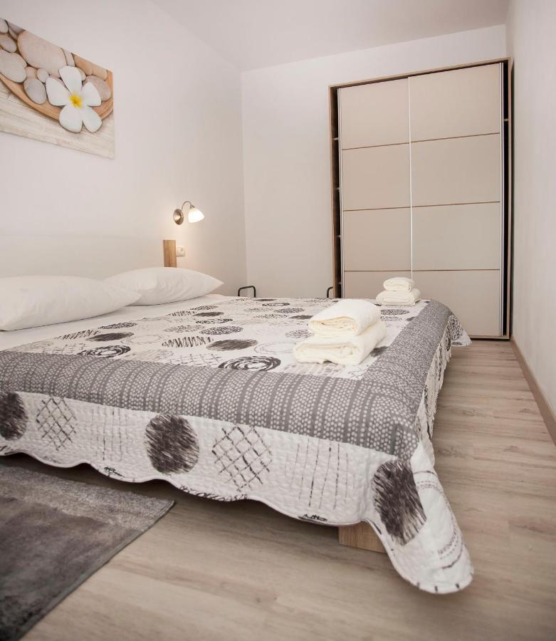 Apartmani Dragica Rovinj Eksteriør billede