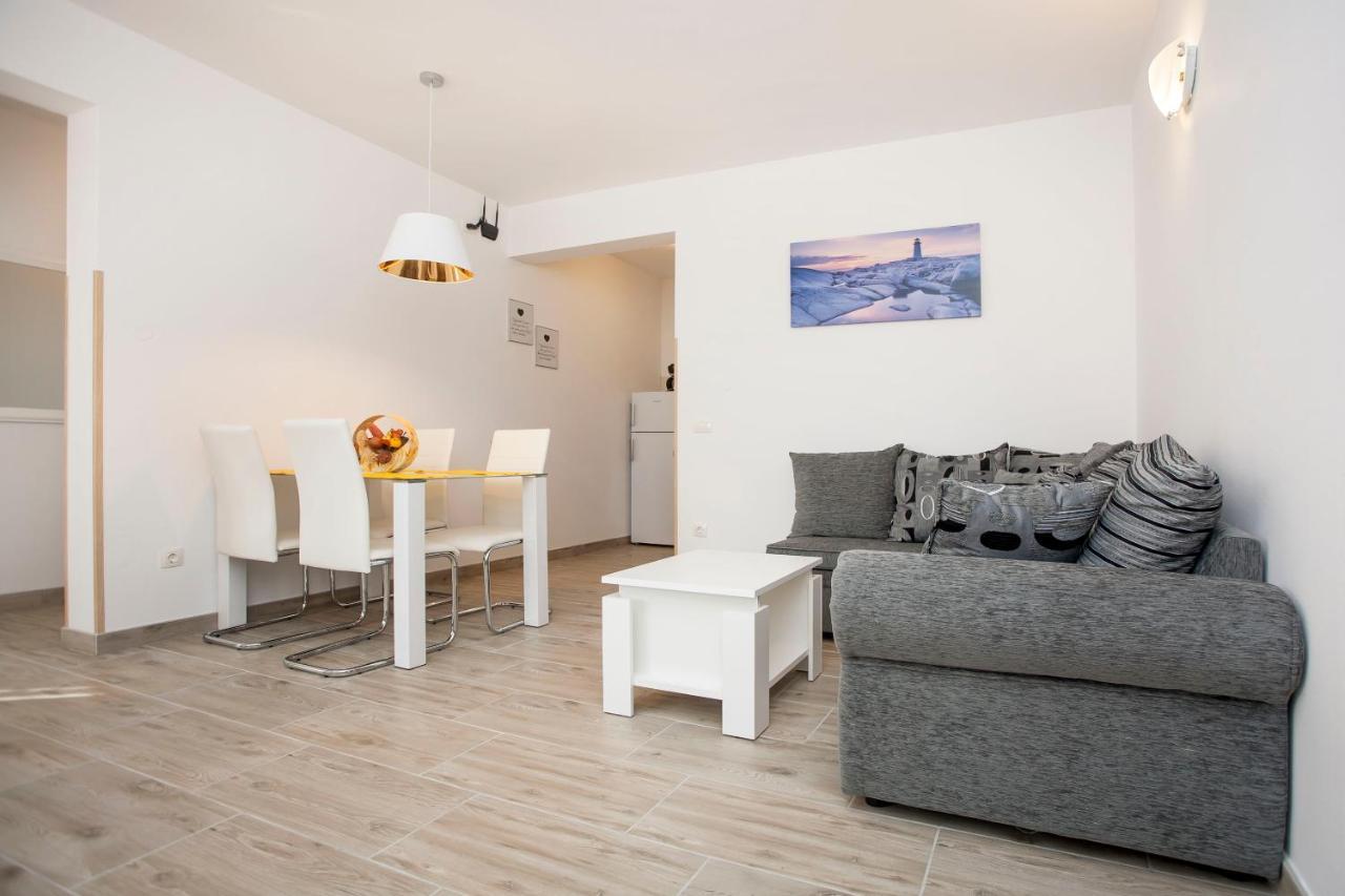 Apartmani Dragica Rovinj Eksteriør billede