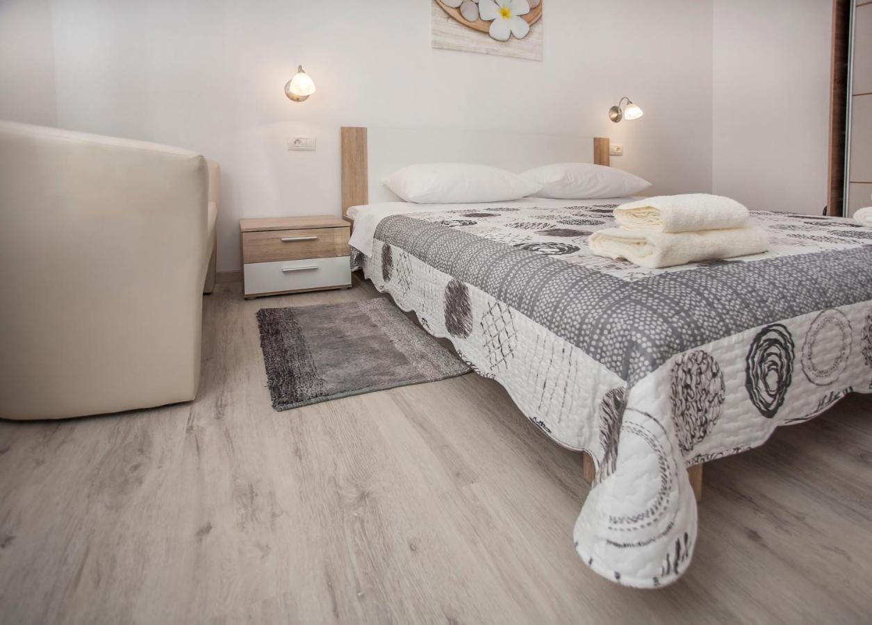 Apartmani Dragica Rovinj Eksteriør billede