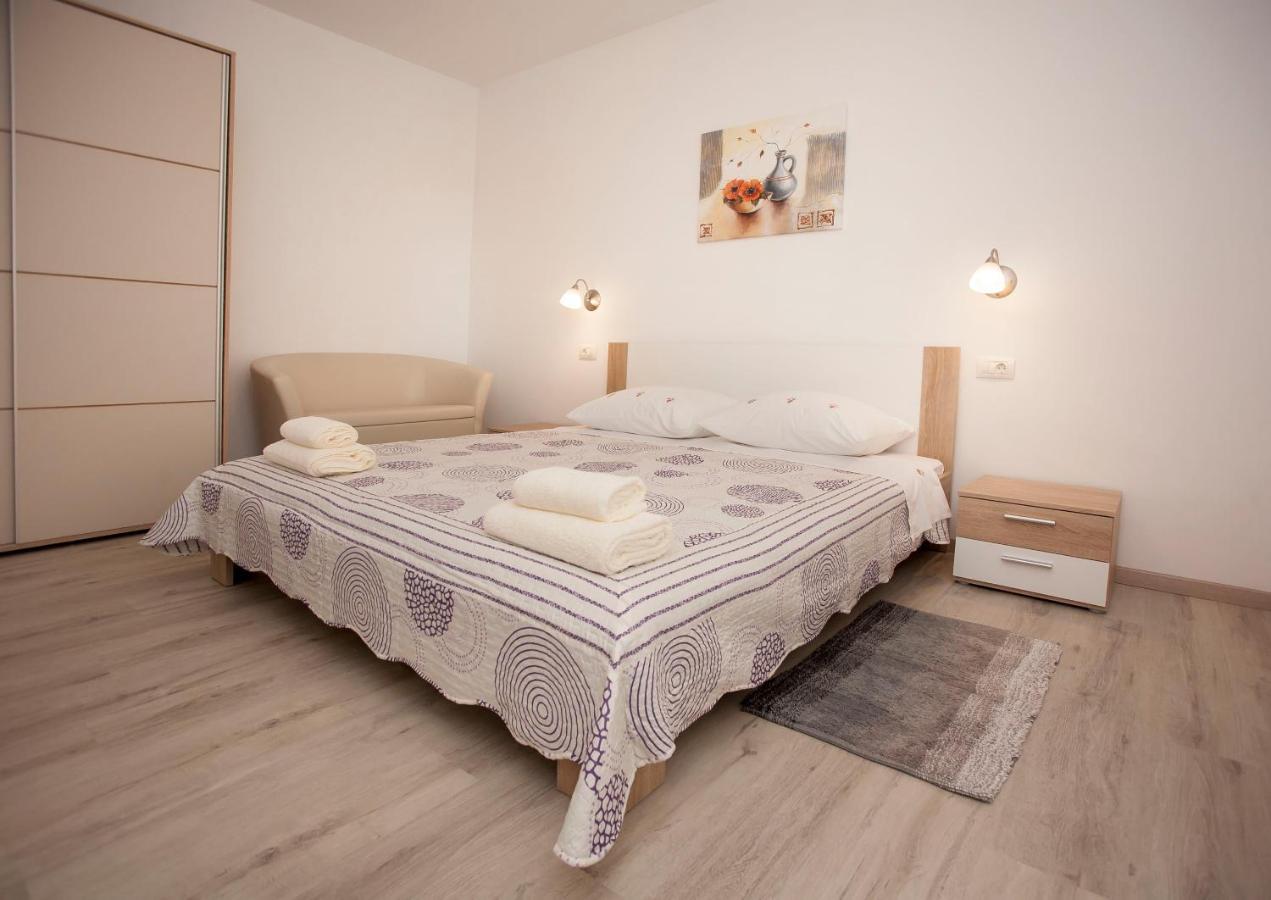 Apartmani Dragica Rovinj Eksteriør billede